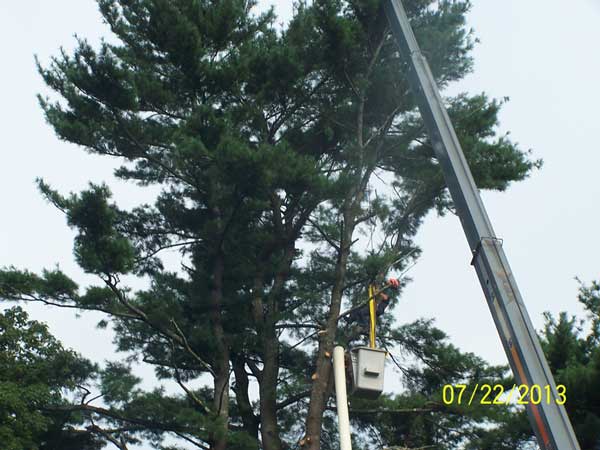 We must climb off the crane to set slings - common practice.
